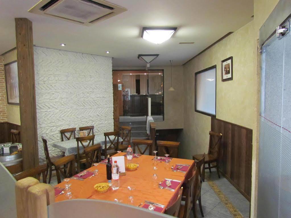 Hostal La Campana Toledo Kültér fotó