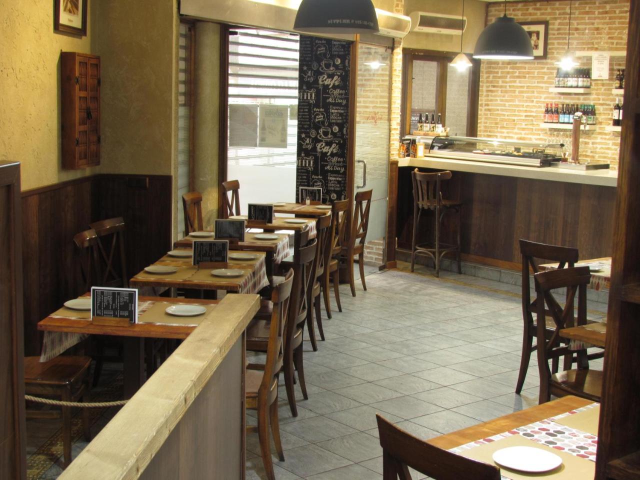 Hostal La Campana Toledo Kültér fotó